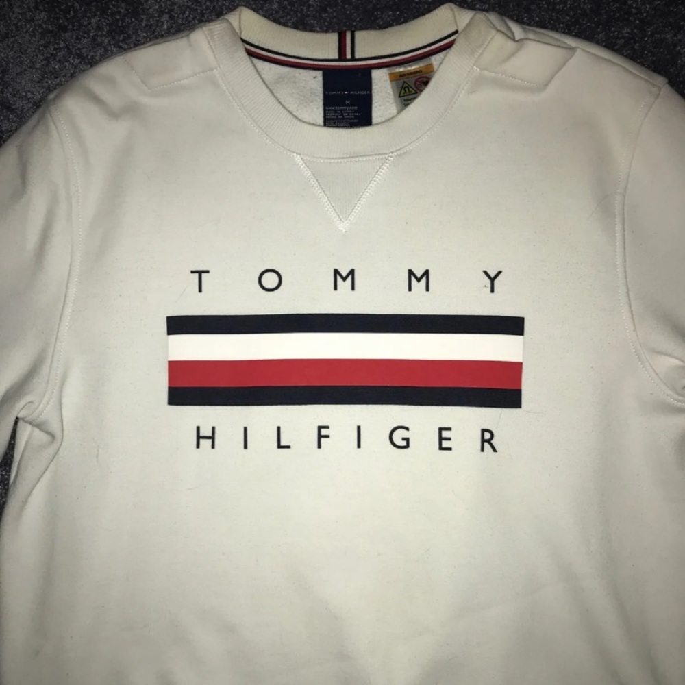 Tommy Hilfiger Sweatshirt - Picture 2 of 8